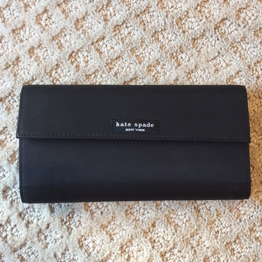 Kate Spade pocket book.